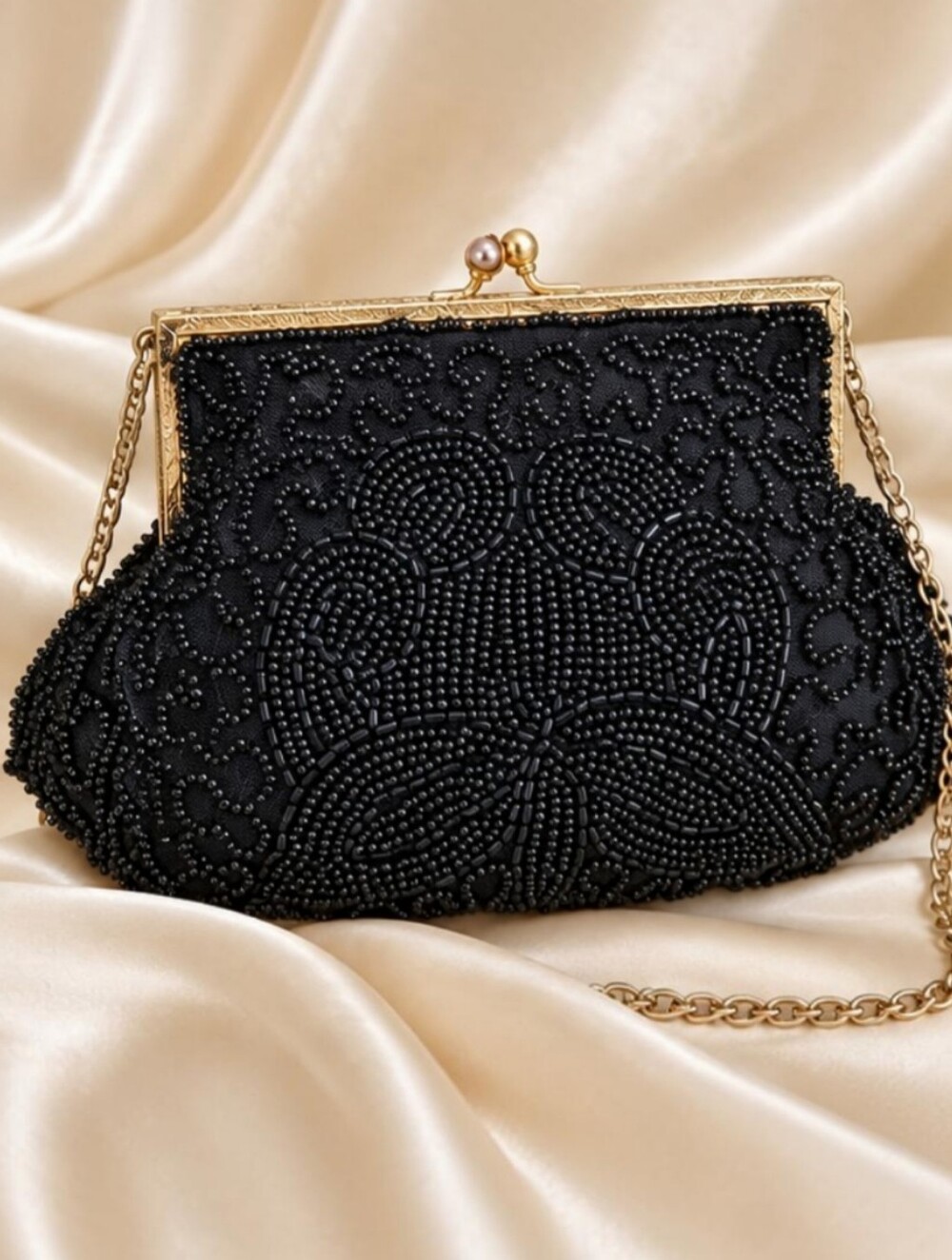 Vintage 1950s Handmade Belgium Black Beaded Kiss Clasp Evening Bag Gold Chain - Picture 2 of 5